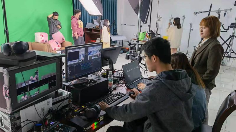 媒介投放流程揭秘：从策略制定到效果评估的全方位解析